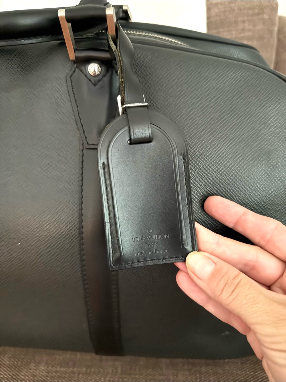 Authentic LOUIS VUITTON Taiga Kendall PM unisex travel bag M30122 LV black - Picture 4 of 15